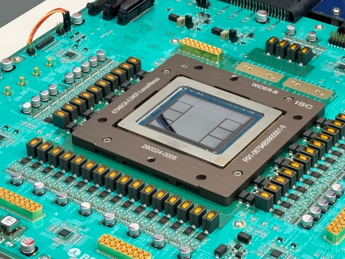 benchmark chip jalapeno cua openai cho hieu nang inference nhanh hon va tieu thu dien nang thap hon