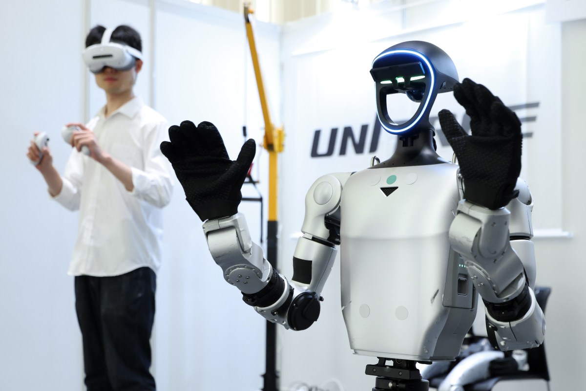 Robot AI vẫn ở giai đoạn GPT‑2: Cần dữ liệu và tính toán mạnh hơn 1 robot ai van o giai doan gpt 2 can du lieu va tinh toan manh hon