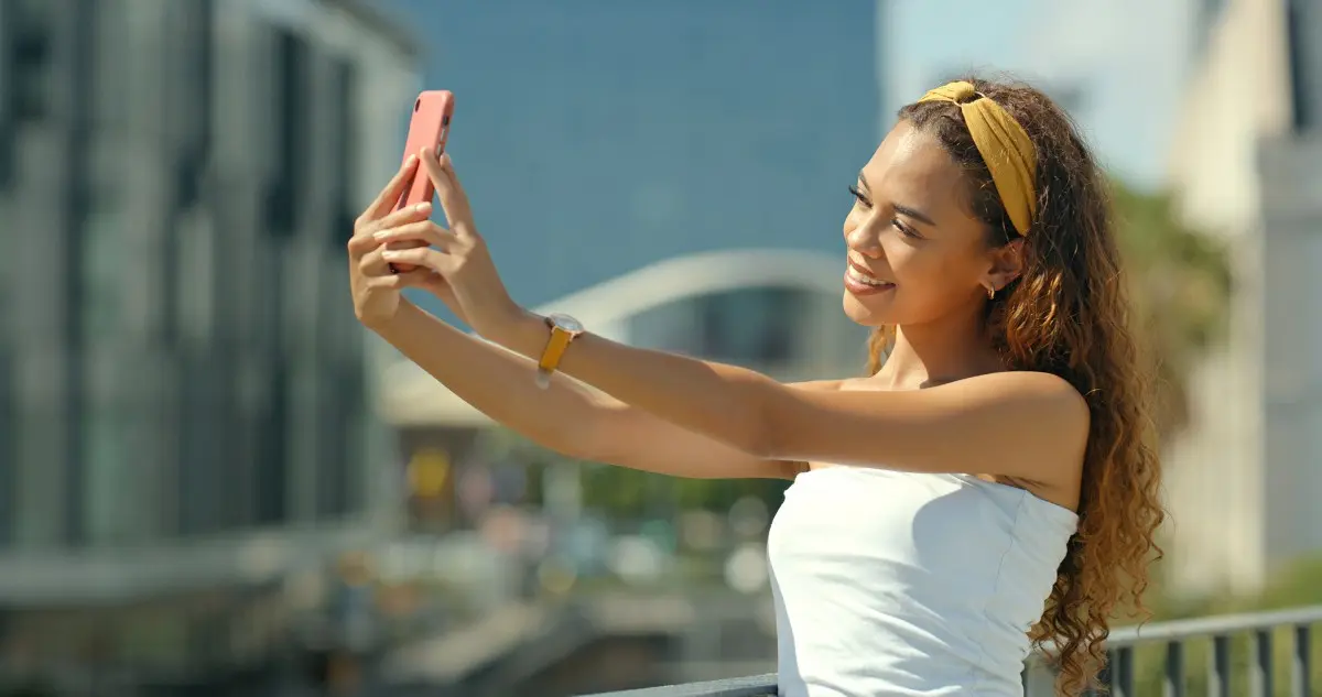 Trip sang trọng của OpenAI gây tranh cãi: Influencer bị chỉ trích vì “đi du lịch” cùng AI 1 trip sang trong cua openai gay tranh cai influencer bi chi trich vi di du lich cung ai